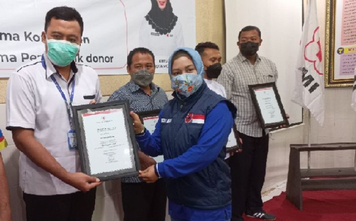 Produksi Plasma Konvalesen Mandiri, PMI Kota Mojokerto Beli Alat Rp 1,6 Miliar Produksi Plasma Konvalesen Mandiri, PMI Kota Mojokerto Beli Alat Rp 1,6 Miliar