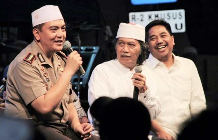 Polrestabes Surabaya Gelar Acara Nuzulul Qur Polrestabes Surabaya Gelar Acara Nuzulul Qur