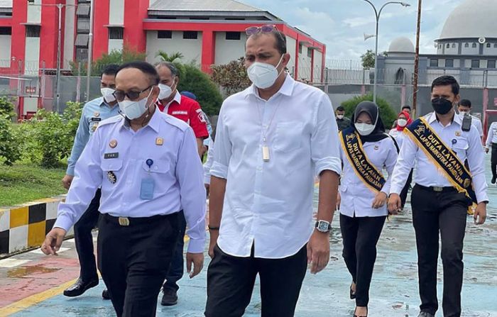 Wamenkumham Kunjungi Lapas Narkotika Kelas IIA Pamekasan Wamenkumham Kunjungi Lapas Narkotika Kelas IIA Pamekasan