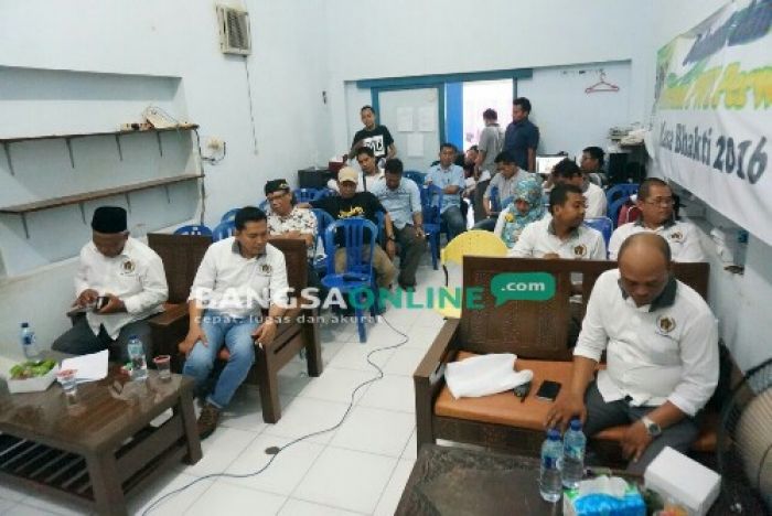 Dianggap Tabrak Aturan, 21 dari 30 Anggota Pilih Keluar dari Konferensi PWI Perwakilan Jombang Dianggap Tabrak Aturan, 21 dari 30 Anggota Pilih Keluar dari Konferensi PWI Perwakilan Jombang