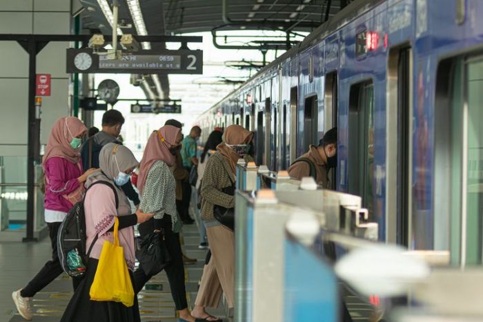 MRT Jakarta Kembali Sediakan Kereta Khusus Perempuan Mulai 27 Maret 2023 MRT Jakarta Kembali Sediakan Kereta Khusus Perempuan Mulai 27 Maret 2023