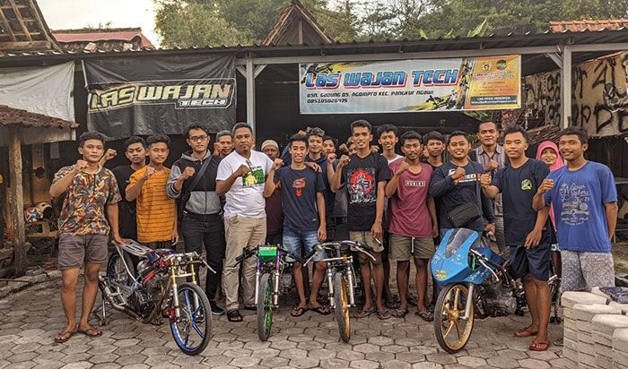 Warga Ngawi ini Punya Obsesi Kembangkan Industri Kreatif Otomotif Warga Ngawi ini Punya Obsesi Kembangkan Industri Kreatif Otomotif