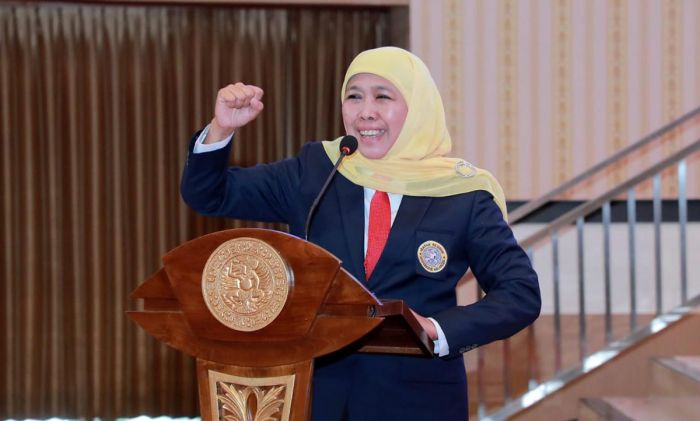 Sambut Generasi HEBAT, Gubernur Khofifah Yakin Lulusan Unair Siap Kuat Hadapi Tantangan Global Sambut Generasi HEBAT, Gubernur Khofifah Yakin Lulusan Unair Siap Kuat Hadapi Tantangan Global