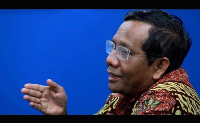 Mahfud MD: Negara Ini Jangan Pecah Hanya Karena Ulah Satu Orang Mahfud MD: Negara Ini Jangan Pecah Hanya Karena Ulah Satu Orang