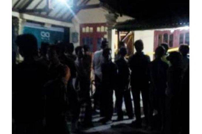 Janda di Dusun Ngulek Tuban Tewas di Kamar Mandi, Diduga Dibunuh Janda di Dusun Ngulek Tuban Tewas di Kamar Mandi, Diduga Dibunuh