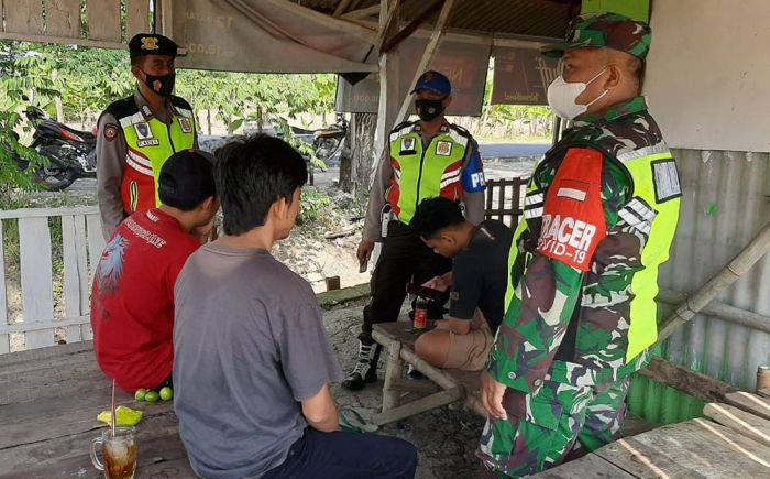 Tekan Penyebaran Covid-19, Tim Satgas Tuban Gencar Patroli Prokes hingga Kawal Vaksinasi