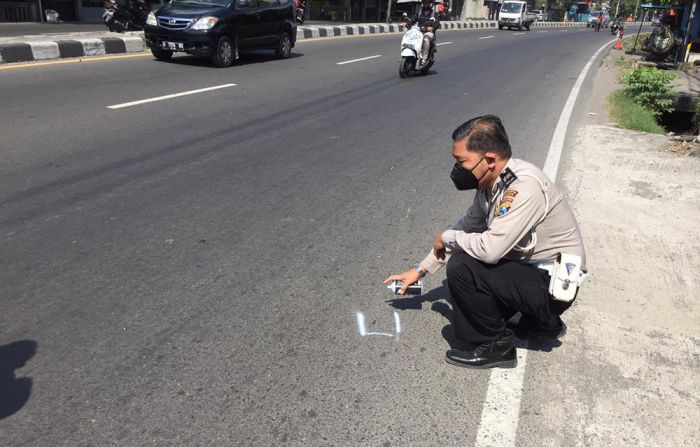 Lagi, Kecelakaan di Jalan Raya Taman Sidoarjo, Pengendara Motor Tewas Tabrak Mobil dari Belakang Lagi, Kecelakaan di Jalan Raya Taman Sidoarjo, Pengendara Motor Tewas Tabrak Mobil dari Belakang