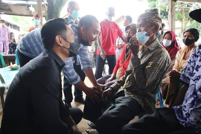 Kejar Target Percepatan Vaksinasi di Bumi Wali, Pemkab Tuban Gencarkan Serbuan Vaksinasi Kejar Target Percepatan Vaksinasi di Bumi Wali, Pemkab Tuban Gencarkan Serbuan Vaksinasi