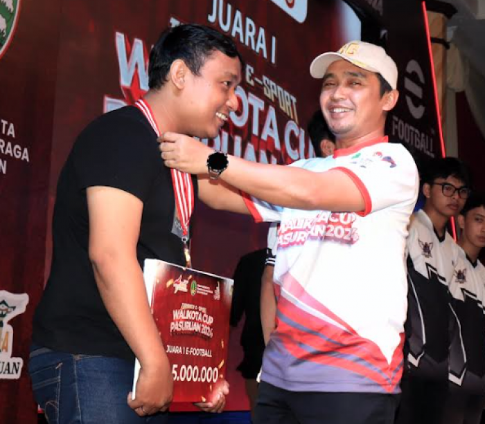 Turnamen E-Sport Wali Kota Cup Pasuruan Resmi Ditutup, Dimeriahkan Peserta dari Luar Jatim Turnamen E-Sport Wali Kota Cup Pasuruan Resmi Ditutup, Dimeriahkan Peserta dari Luar Jatim