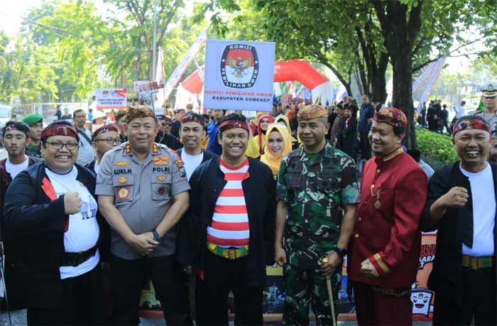 Deklarasi Kampanye Damai, Kapolda Jatim Tegaskan Netralitas Polri-TNI Deklarasi Kampanye Damai, Kapolda Jatim Tegaskan Netralitas Polri-TNI