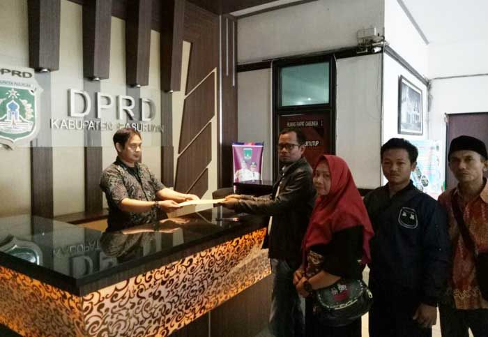 Kecewa Hasil Pilkasun, Warga Dusun Jatipentingon Layangkan Surat ke DPRD Kecewa Hasil Pilkasun, Warga Dusun Jatipentingon Layangkan Surat ke DPRD