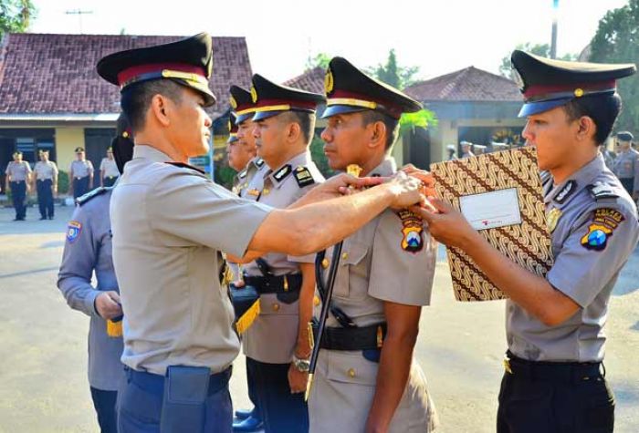 Dua Perwira Polres Pamekasan Dimutasi Dua Perwira Polres Pamekasan Dimutasi