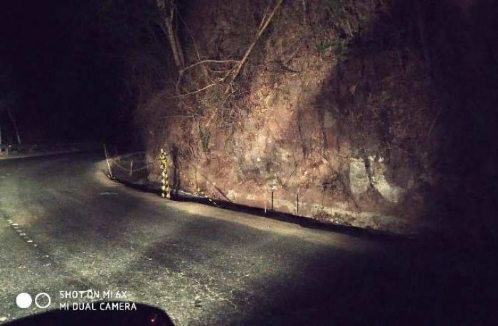 Minimnya Rambu di Lokasi Proyek Jalan Provinsi Bikin UPT PJJ Pacitan Berang Minimnya Rambu di Lokasi Proyek Jalan Provinsi Bikin UPT PJJ Pacitan Berang