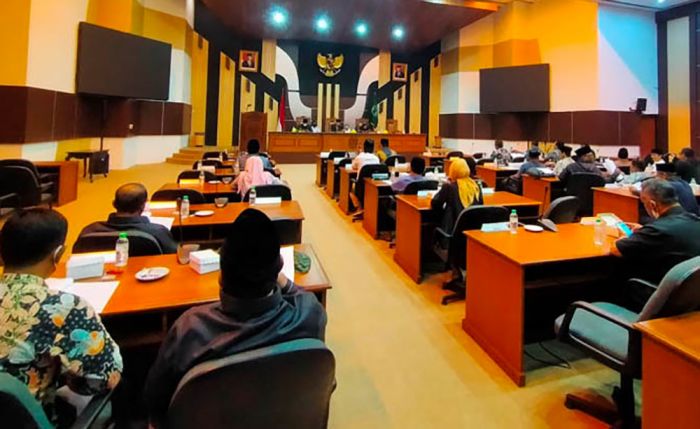 Mayoritas Fraksi DPRD Pasuruan Berharap Reshuffle AKD Proposional dan Penuhi Unsur Keadilan Mayoritas Fraksi DPRD Pasuruan Berharap Reshuffle AKD Proposional dan Penuhi Unsur Keadilan
