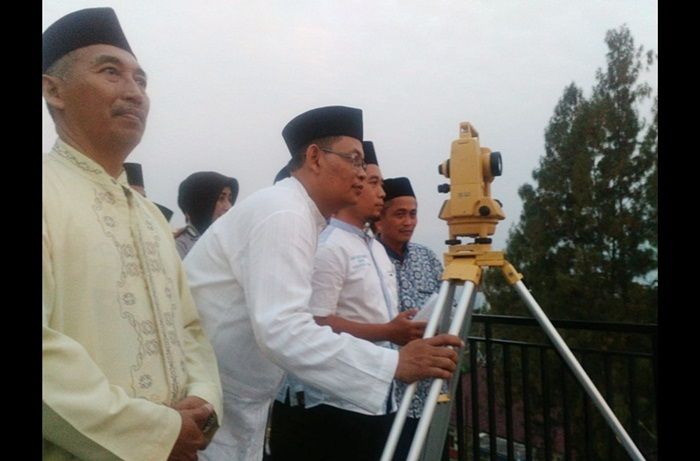 Rukyatul Hilal di Banyuurip Tuban Tertutup Kabut Rukyatul Hilal di Banyuurip Tuban Tertutup Kabut