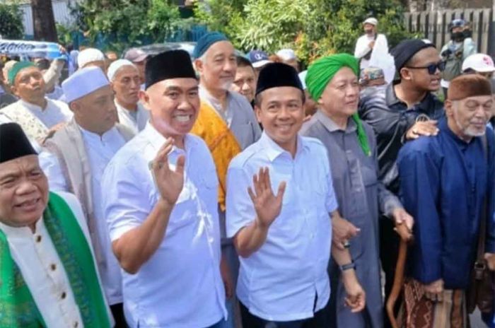 Anton-Dimyati Daftar ke KPU Kota Malang Anton-Dimyati Daftar ke KPU Kota Malang