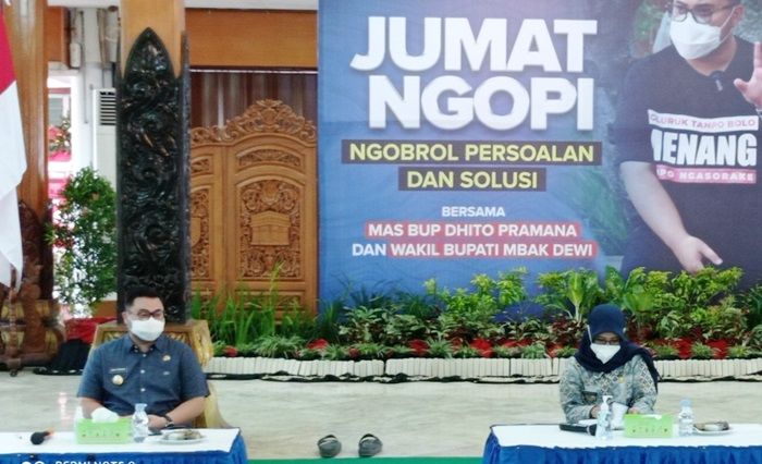 Gelaran Perdana, Jumat Ngopi Pemkab Kediri Dibagi Tiga Sesi Gelaran Perdana, Jumat Ngopi Pemkab Kediri Dibagi Tiga Sesi