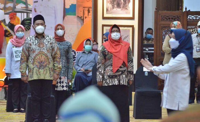 Gus Yani dan Bu Min Dilantik Sesi 3 Pukul 16.00 WIB Gus Yani dan Bu Min Dilantik Sesi 3 Pukul 16.00 WIB