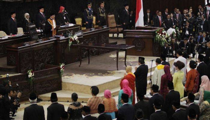 Kontras: 242 Anggota DPR Punya Catatan Buruk dan Terlibat Korupsi Kontras: 242 Anggota DPR Punya Catatan Buruk dan Terlibat Korupsi