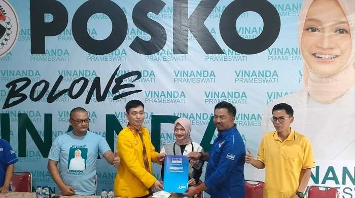 Dideklarasikan Demokrat sebagai Bacalon Wali Kota Kediri, Vinanda Optimis Menang Dideklarasikan Demokrat sebagai Bacalon Wali Kota Kediri, Vinanda Optimis Menang
