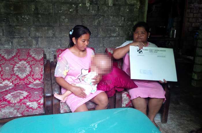 Bocah Penderita Hidrosefalus di Tuban Akhirnya Dirujuk ke RSUD Bocah Penderita Hidrosefalus di Tuban Akhirnya Dirujuk ke RSUD