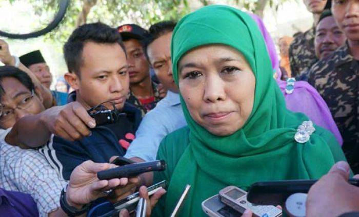 Mensos Serukan Warga Muslimat Tak Golput Saat Pilkada Serentak Mensos Serukan Warga Muslimat Tak Golput Saat Pilkada Serentak