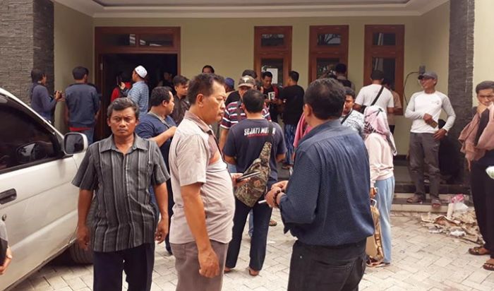 Geger Investasi Bodong di Ponorogo Berkedok Bisnis Sapi Perah, Uang Ratusan Miliar Raib Geger Investasi Bodong di Ponorogo Berkedok Bisnis Sapi Perah, Uang Ratusan Miliar Raib