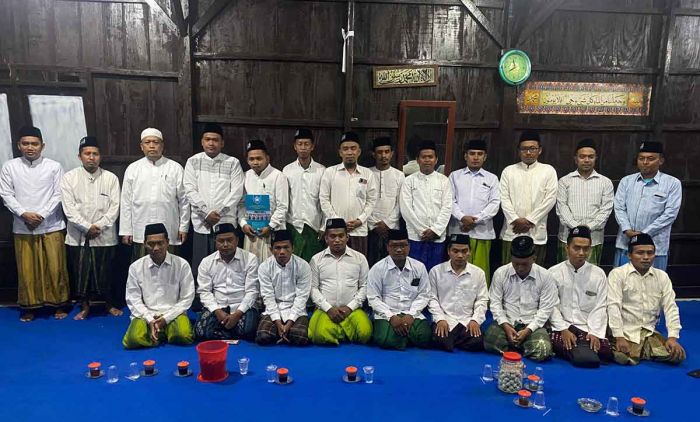 Resmi! DPP IKTAB Pamekasan Dilantik Pengasuh Pondok Pesantren Darul Ulum Banyuanyar