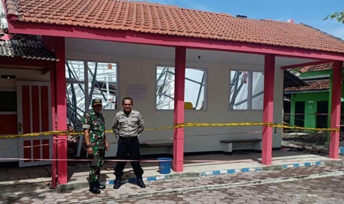 Ambruknya Atap SD di Jember, Polres Datangkan Tim DVI Polda Jatim Ambruknya Atap SD di Jember, Polres Datangkan Tim DVI Polda Jatim