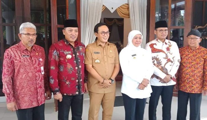 Percepat Pembangunan di Madura, Gubernur Khofifah Kumpulkan 4 Bupati