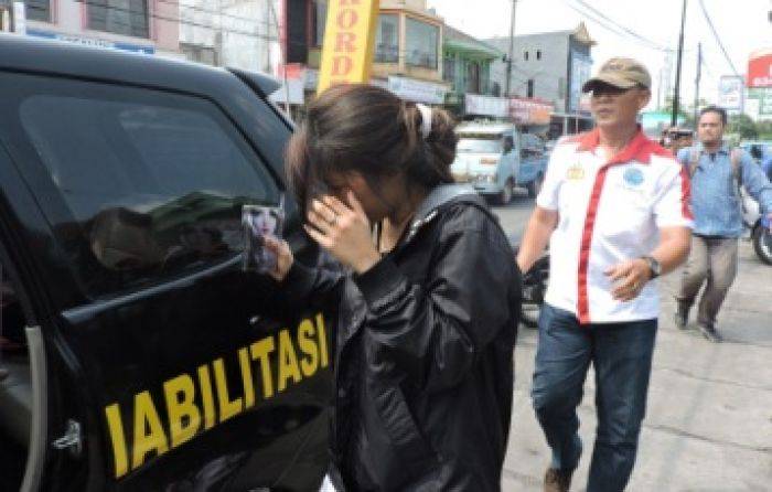 Positif Narkoba, 2 Pekerja Karaoke di Malang Ditangkap
