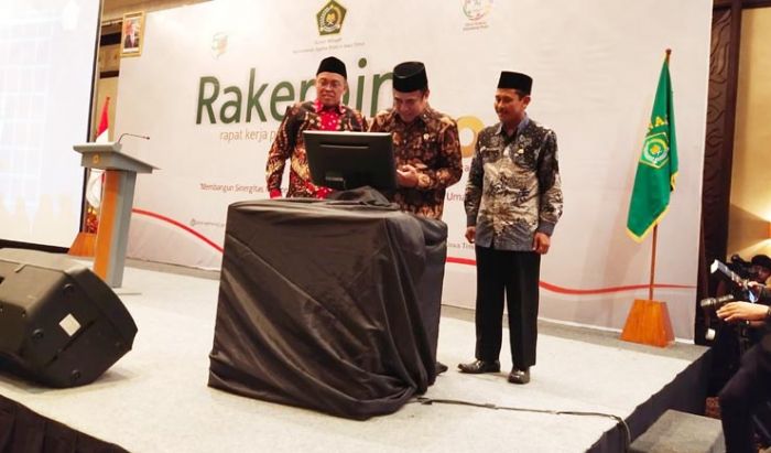 Buka Rakerpim, Menag RI: Jatim Bagian Utama Pembangunan Indonesia Buka Rakerpim, Menag RI: Jatim Bagian Utama Pembangunan Indonesia