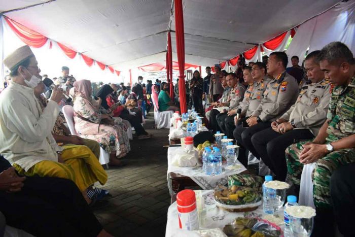 Polda Jatim Bersama Polresta Sidoarjo Gelar Jumat Curhat dan Beragam Layanan Masyarakat Polda Jatim Bersama Polresta Sidoarjo Gelar Jumat Curhat dan Beragam Layanan Masyarakat