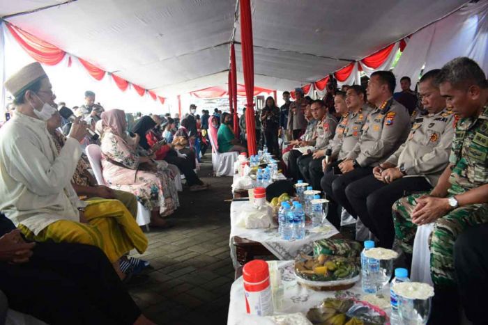 Polda Jatim Bersama Polresta Sidoarjo Gelar Jumat Curhat dan Beragam Layanan Masyarakat