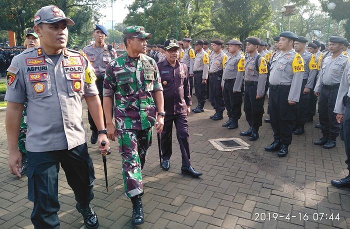 Kapolres Malang Kota Pimpin Apel Pergeseran Pasukan Pam TPS