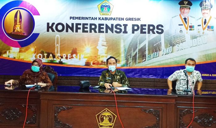 Positif COVID-19 di Gresik Bertambah Menjadi 17 Orang Positif COVID-19 di Gresik Bertambah Menjadi 17 Orang