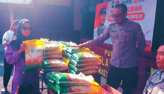 Bulog Bojonegoro Salurkan 500 Ton Beras SPHP, Harga Dijaga Tetap Terjangkau Bulog Bojonegoro Salurkan 500 Ton Beras SPHP, Harga Dijaga Tetap Terjangkau