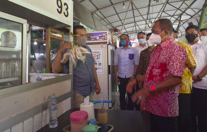 Bantu Naikkan Omzet Pedagang di Masa Pandemi, Pemkot Surabaya Siap Pesan Mamin di SWK Bantu Naikkan Omzet Pedagang di Masa Pandemi, Pemkot Surabaya Siap Pesan Mamin di SWK