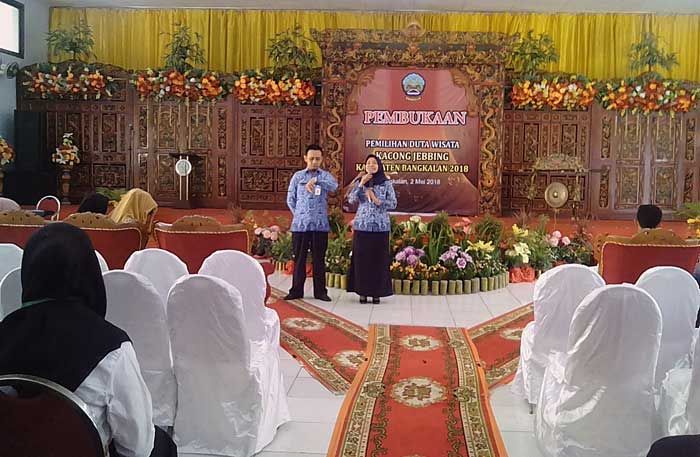Disbudpar Bangkalan Kembali Gelar Pemilihan Kacong-Jebbing sebagai Duta Pariwisata Disbudpar Bangkalan Kembali Gelar Pemilihan Kacong-Jebbing sebagai Duta Pariwisata