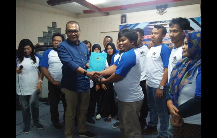 Kembali Terpilih sebagai Ketua PWI Blitar Raya, Hendik Janji Bangun Iklim Jurnalistik Kembali Terpilih sebagai Ketua PWI Blitar Raya, Hendik Janji Bangun Iklim Jurnalistik