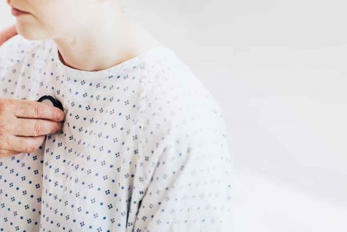 Mengatasi dan Penyebab Pneumonia atau Infeksi Saluran Pernapasan Pada Anak Mengatasi dan Penyebab Pneumonia atau Infeksi Saluran Pernapasan Pada Anak