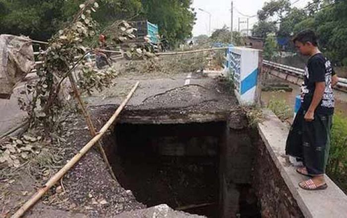 Diduga Salah Perencanaan, Jembatan Sedodol Ambrol Lagi Diduga Salah Perencanaan, Jembatan Sedodol Ambrol Lagi