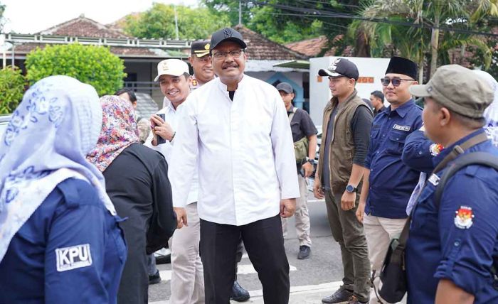 Bersama Forkopimda, Wali Kota Pasuruan Tinjau Pelaksanaan Pemilu 2024 di 4 TPS Bersama Forkopimda, Wali Kota Pasuruan Tinjau Pelaksanaan Pemilu 2024 di 4 TPS