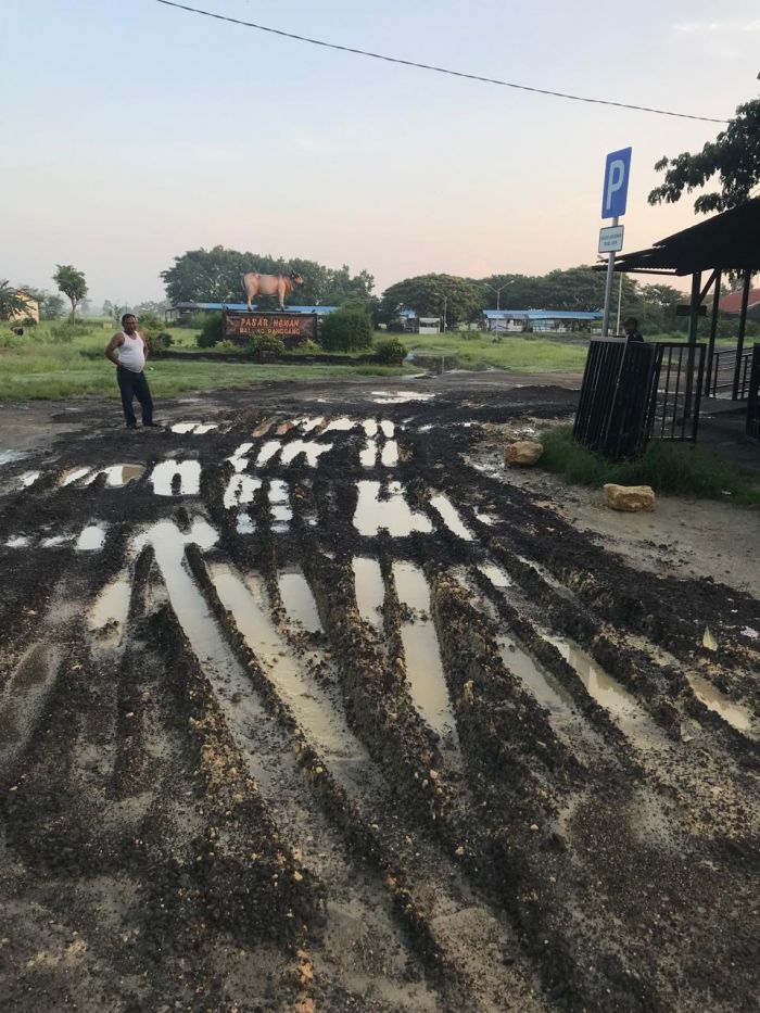 Akses Bus TransJatim Masuk Terminal Balongpanggang Gresik Rusak, Imbas pada Penumpang Akses Bus TransJatim Masuk Terminal Balongpanggang Gresik Rusak, Imbas pada Penumpang