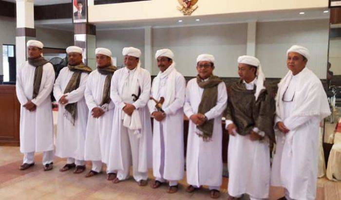 SQ Janji Lestarikan Tradisi Napak Tilas Prabu Satmoto SQ Janji Lestarikan Tradisi Napak Tilas Prabu Satmoto