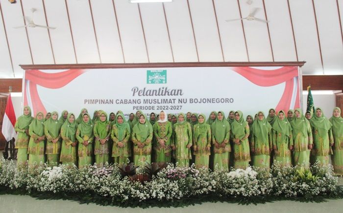 Hadiri Pelantikan Muslimat NU Bojonegoro, Masruroh Wahid Ajak Pegang Amanat Umat Hadiri Pelantikan Muslimat NU Bojonegoro, Masruroh Wahid Ajak Pegang Amanat Umat