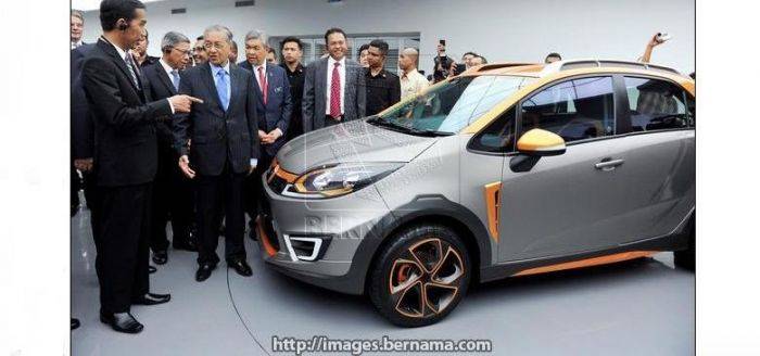 Kembangkan Mobnas Indonesia, Jokowi Tunjuk Proton Kembangkan Mobnas Indonesia, Jokowi Tunjuk Proton