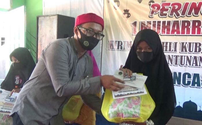 SMP Pancasila Krian Santuni Anak Yatim, Berikan Bantuan Sembako, Uang, dan Kuota Internet SMP Pancasila Krian Santuni Anak Yatim, Berikan Bantuan Sembako, Uang, dan Kuota Internet
