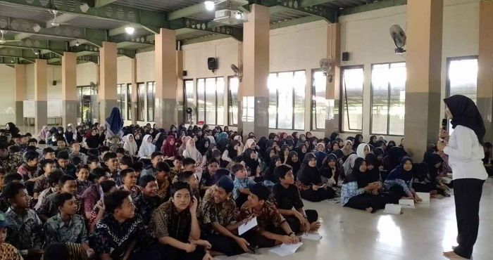 Cegah Bullying dan Kekerasan Anak, Polresta Sidoarjo Gelar Edukasi di SMP Al Islam Krian