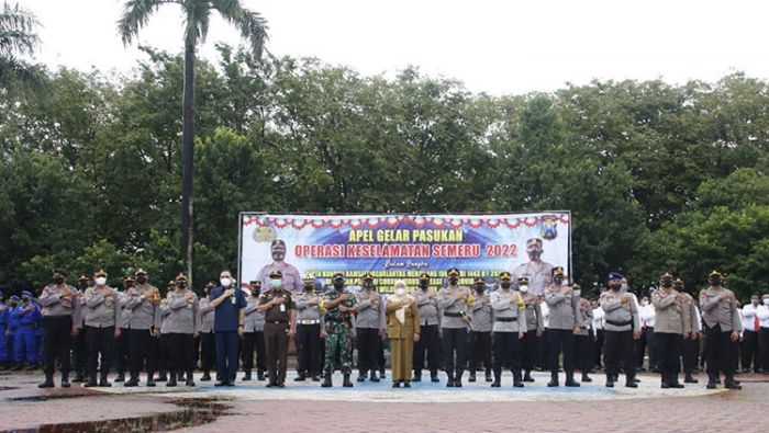 Bacakan Sambutan Kapolda Jatim, Kapolres Sumenep Pimpin Apel Pasukan Operasi Keselamatan Semeru 2022 Bacakan Sambutan Kapolda Jatim, Kapolres Sumenep Pimpin Apel Pasukan Operasi Keselamatan Semeru 2022